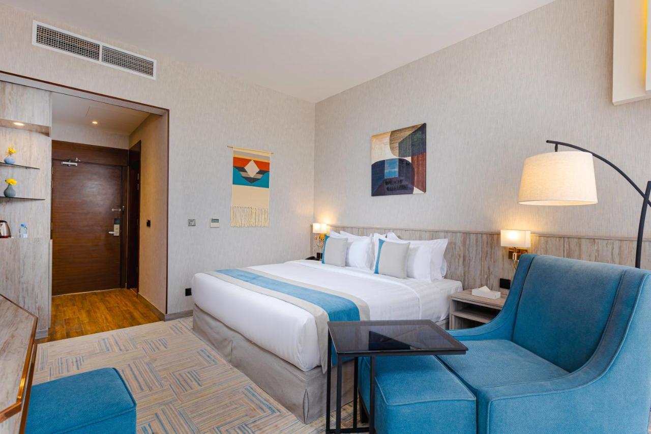 The Seasons Hotel Medina Bagian luar foto